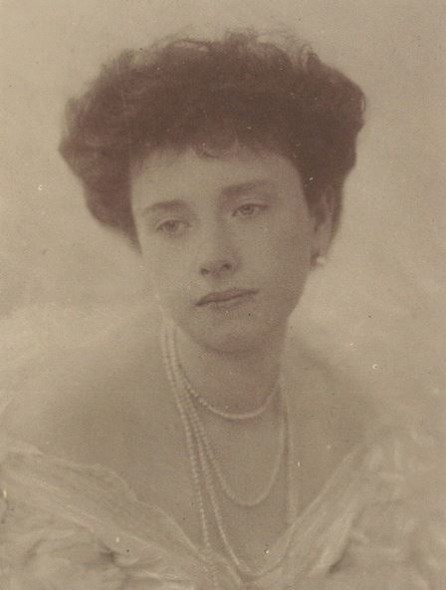 Gertrud Loew