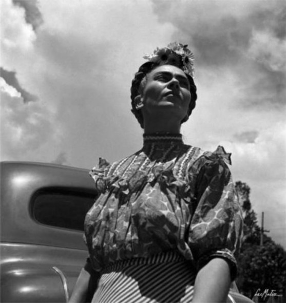 Frida Kahlo ONO arte  ( Eva Alejandra Matiz and 'The Leo Matiz Foundation' )