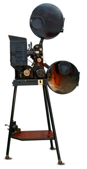 Proiettore cinematografico 35mm professionale della Cinemeccanica di Milano. Databile anni '30