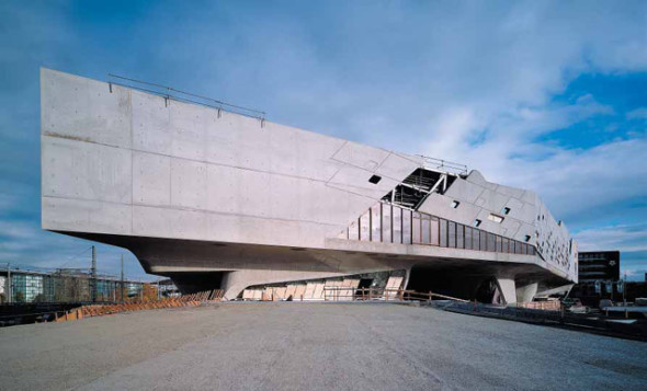 Phaeno Science Center, Wolfsburg, Germany, 2005 