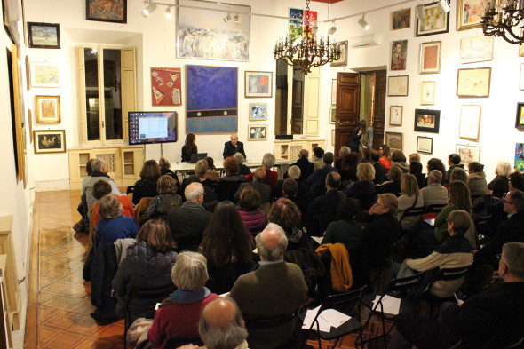 La sala affollata durante il primo incontro Foto: Lorenzo Vanzetti 