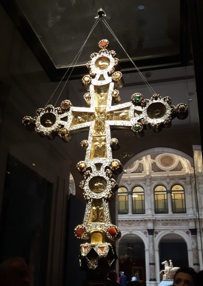 Croce di Chiaravalle, XIII sec., verso