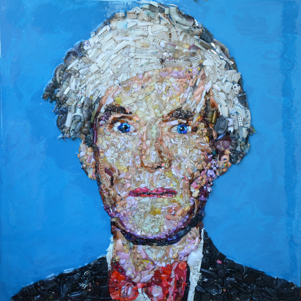 Andy Warhol- oggetti e resina su tavola - 80 x 80 cm - 2016