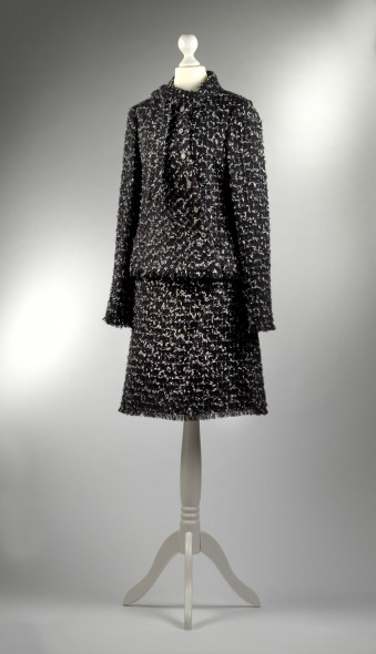 Chanel, tailleur dalla Collezione Autunno 2006  prezzo di partenza € 500 