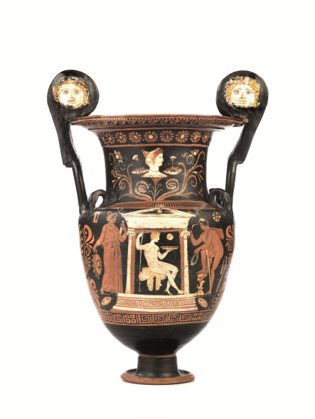 GRANDE CRATERE a volute, ceramica apula a figure rosse, metà IV secolo a.C., h. cm 52, stima 25.000/30.000 euro