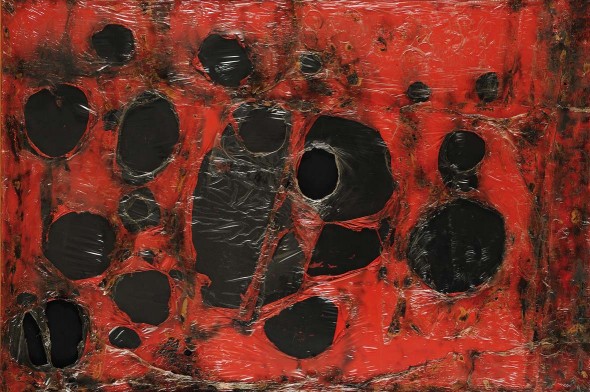 Alberto Burri: Rosso Plastica M3, 1961 Plastica, combustione su tela cm. 121,5x182,5. Città di Castello, Fondazione Palazzo Albizzini Collezione Burri