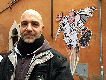 Mauro Pallotta e il Super Pope thanks to www.mauropallotta.com