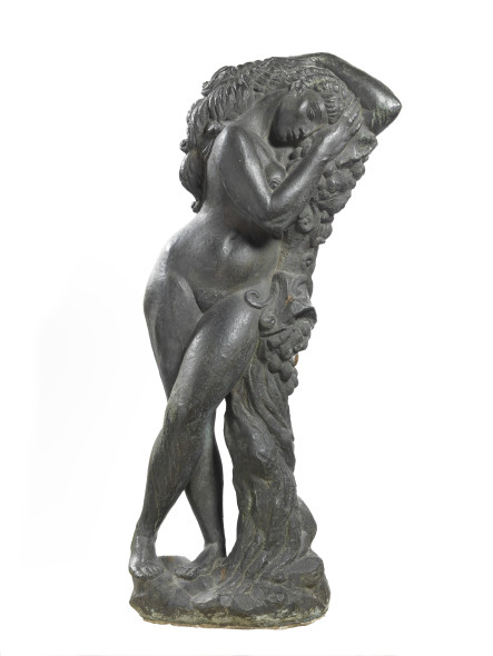 Libero Andreotti, Baccante, del 1920 (scultura in bronzo a cera persa, esemplare unico, fusione Capecchi, altezza cm 132, stima: 180.000/220.000 Euro).