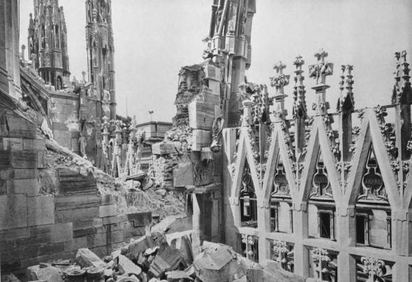 Duomo di Milano   bombardamenti