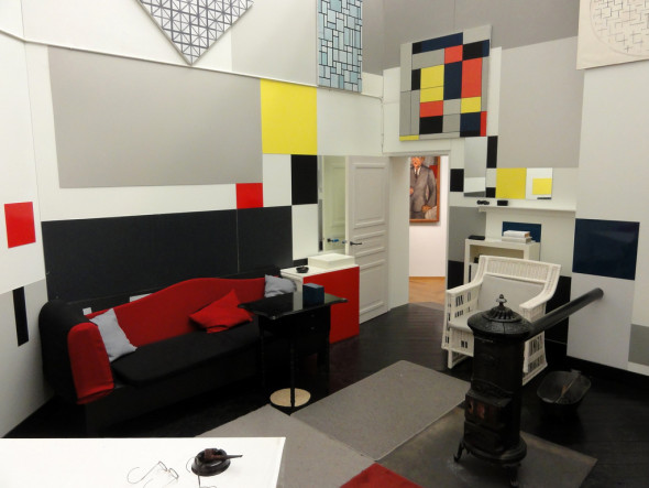 Ricostruzione dello studio di Piet Mondrian a Parigi tra il 1921 e il 1936 Tate Britain Tate Shots