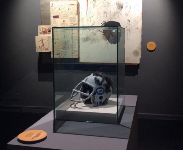 Allestimento della mostra ,Untitled (Football Helmet), 1981-84 circa