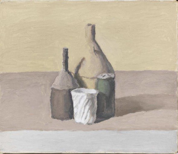 690 Giorgio Morandi, Natura morta, 1956, olio su tela, cm 30,7x36 480/680.000 790.250
