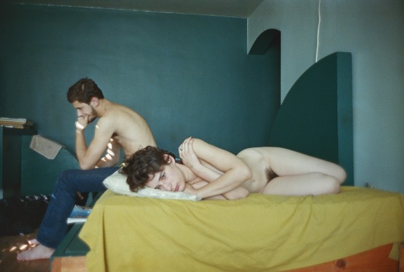 Nan Goldin -  Couple in bed, Chicago 1977 © Nan Goldin