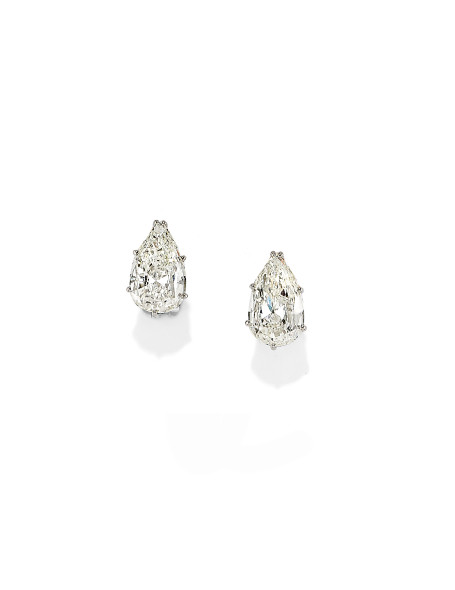 orecchini con diamanti taglio goccia del peso di carati 3.44 e 3.45 (lotto 419).