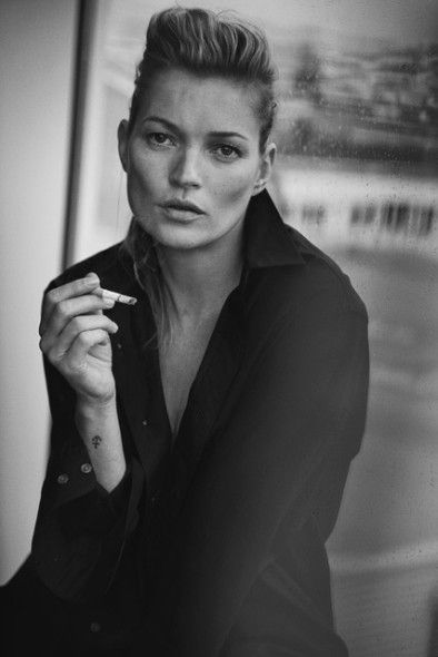 Kate Moss, Parigi 2015, Vogue Italia +© Peter Lindbergh (Courtesy of Peter Lindbergh, Paris / Gagosian Gallery).  Giorgio Armani, S/S 2015 