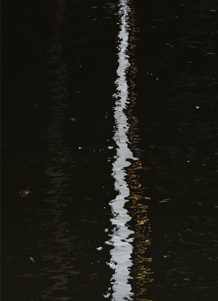Andreas Gursky  Bangkok V, 2011 Inkjet print 120 7/8 × 89 3/8 × 2 7/16 inches framed (307 × 227 × 6.2 cm) Edition 1/6 ​© Andreas Gursky/SIAE, Italy