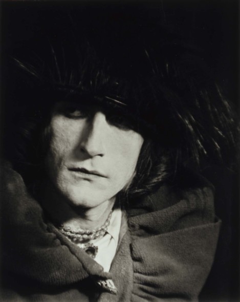 Man Ray, Marcel Duchamp déguisé en Rrose Sélavy, 1921, © Man Ray Trust by SIAE 2018