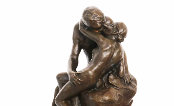 Particolare de Il bacio di Auguste Rodin