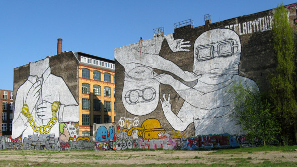 Blu, Brothers and Chain, Cuvrystrasse, Kreuzberg, Berlino. Come apparivano prima della loro cancellazione nel 2014