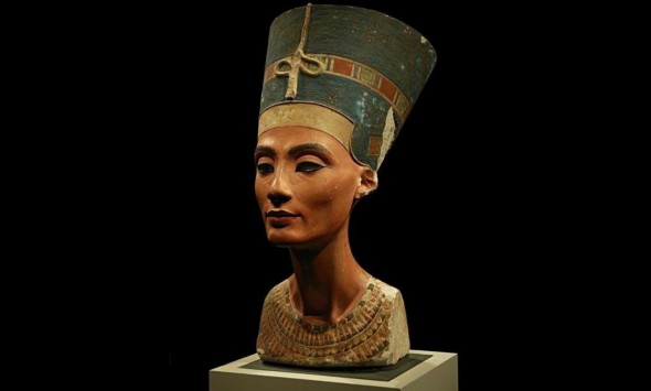 Il busto di Nefertiti, al Neues Museum di Berlino