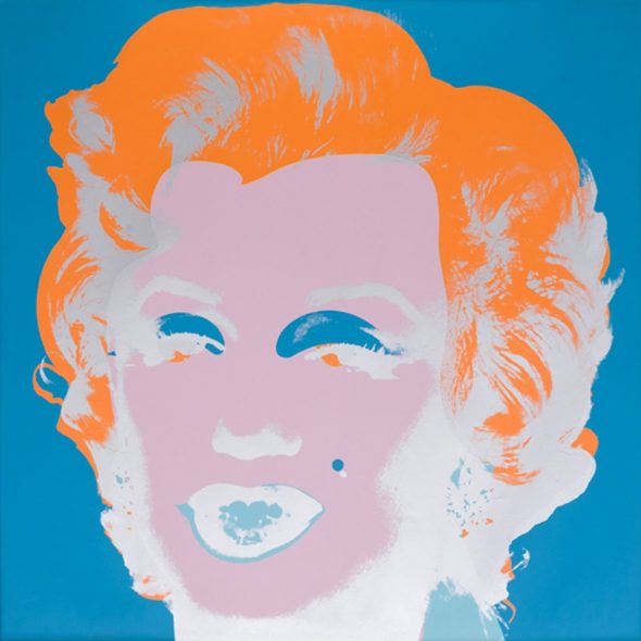Cover della mostra su Warhol con il celebre ritratto dedicato a Marylin Monroe