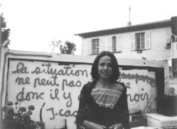 Helena Kontova, a casa di Ben Vautier. 1977