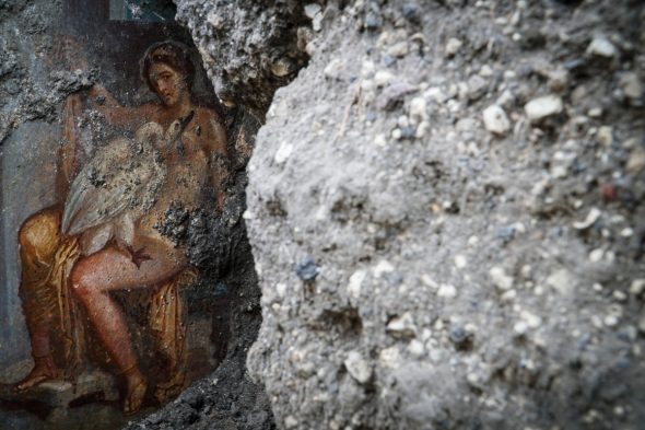 Nuove scoperte a Pompei: affresco di Leda e il cigno - Parco Archeologico di Pompei - Foto di Cesare Abbate