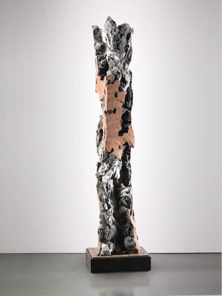 LOTTO 5 – Leoncillo, Grande Mutilazione, 1962. Venduta a 969.000 euro da Sotheby’s italia, questa scultura ha realizzato il nuovo record per l’arista. Courtesy: Sotheby’s