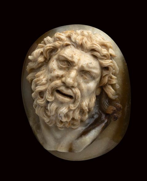9.Cammeo neoclassico in agata con testa di Laocoonte Fine XVIII inizi XIX secolo Lotto 558 Stima: 50.000/60.000 GBP