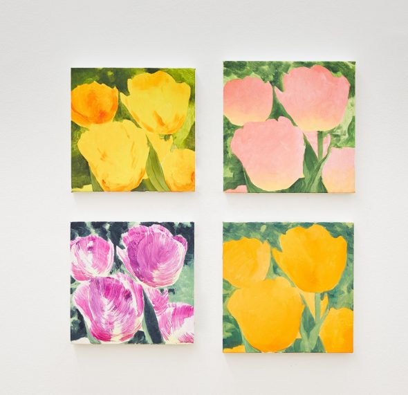Lucien Smith, Untitled (Tulip 20,18, 24,10), 2019, oil on linen, 8 × 8 in., 20.3 × 20.3 cm. Photo: Luke Walker.