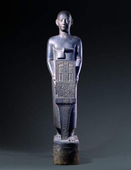 Statua del sacerdote Henat_525-404 a.C_