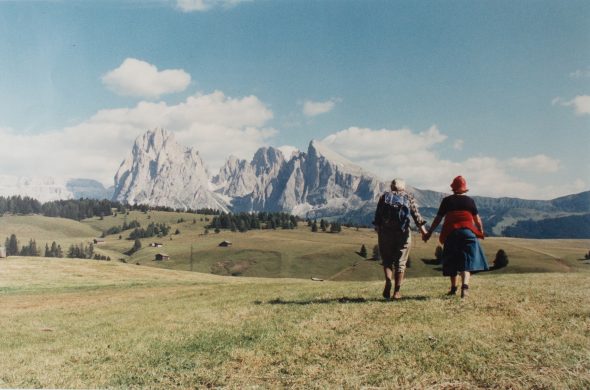 Luigi Ghirri Alpe di Siusi 1979 Vintage chromogenic print da negativo 6 x 7 cm