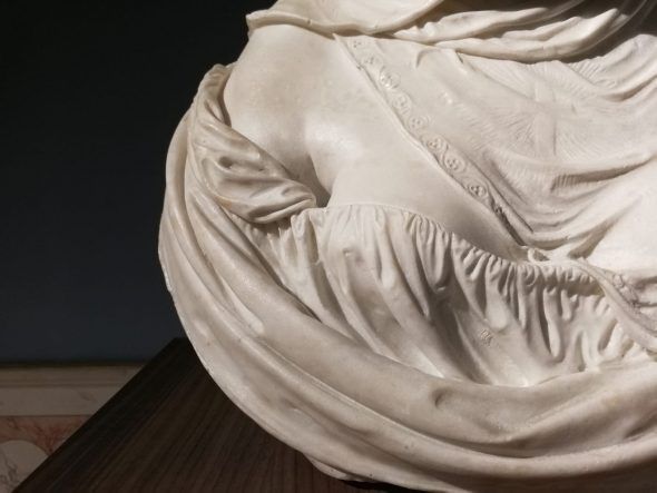 Canova. I volti ideli, Galleria d'Arte Moderna, Milano. Antonio Corradini, Busto di velata (dettaglio)