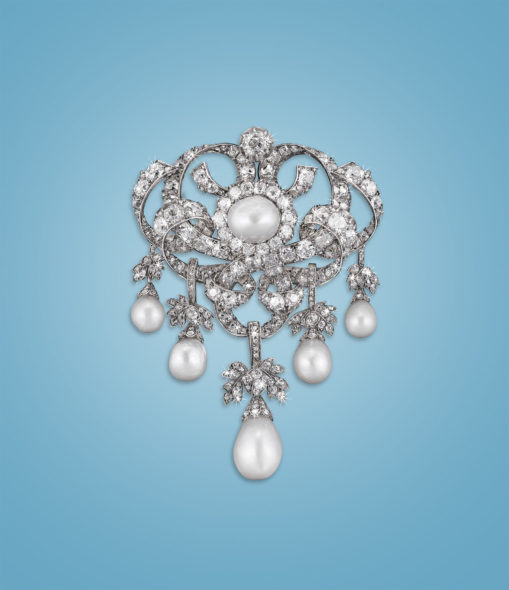 Casa d’Asburgo: spilla (corsage) con perle orientali e diamanti 