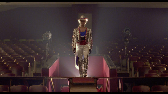 Santa Sangre, il capolavoro visionario di Alejandro Jodorowsky torna al cinema restaurato in 4k