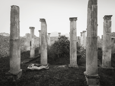 Casa di Apollo, Pompei, Kenro Izu, 2016, stampa ai pigmenti