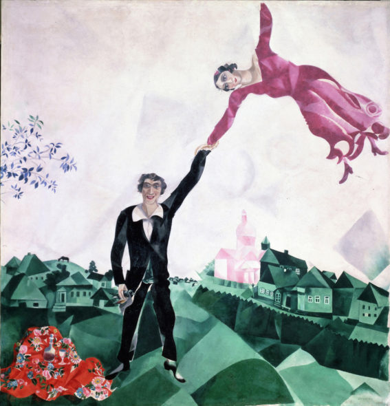 Marc Chagall, La passeggiata, 1917-18, San Pietroburgo, Museo Statale Russo © Chagall ®, by SIAE 2019