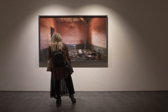 Marina Paris, dalla serie ‘Under Deconstraction’, 2014-2015, ph. Emanuele Bajo