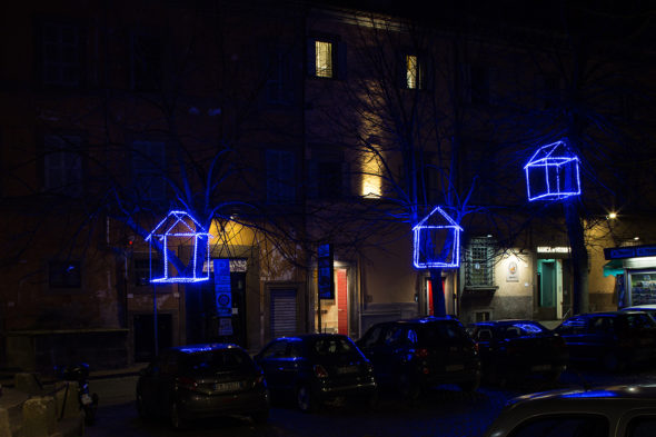 Pasquale Altieri, Tre case blu, 2019 ph. Francesco Galli, courtesy Cantieri d'Arte