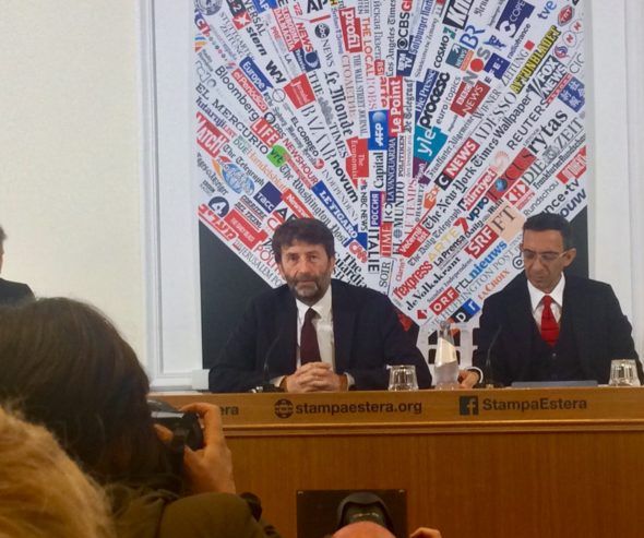 Il Ministro Franceschini durante la conferenza stampa